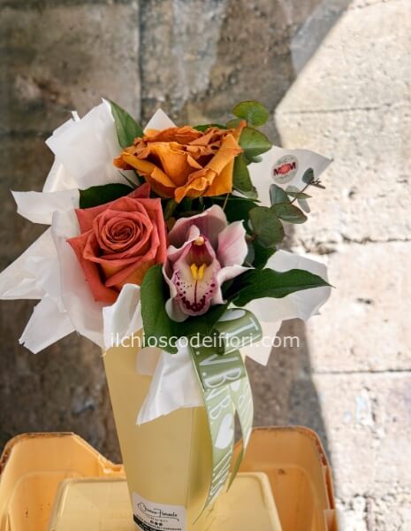 Triangolo fiori